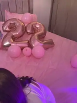 Mavii  online show from December 2, 2025, 4:30 pm