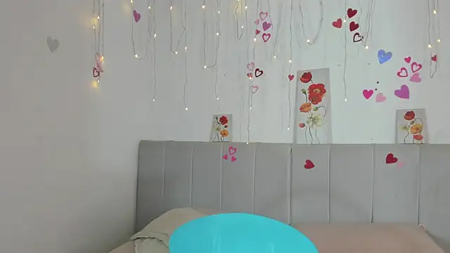 AmaraMoon  online show from October 11, 2025, 8:43 pm