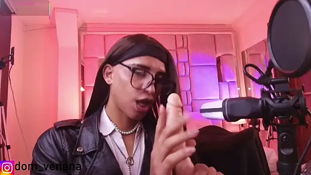 Dom venena online show from February 24, 2026, 7:48 pm