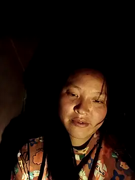 MuiNay online show from December 4, 2025, 12:59 pm