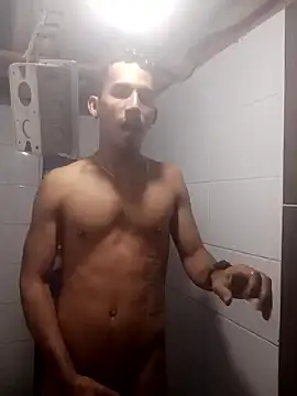 Kelon57K online show from December 5, 2025, 4:38 pm