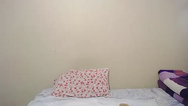 Blackberry96  online show from October 17, 2025, 1:24 pm