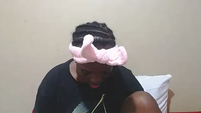 Snapshot of Blackberry96_ chatting on January 7, 2026, 5:18 pm Blackberry96 online show from January 7, 2026, 5:18 pm