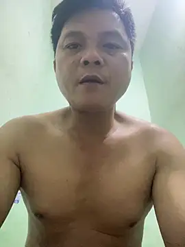 Snapshot of hotboy2x chatting on June 10, 2026, 10:33 pm hotboy2x online show from June 10, 2026, 10:33 pm