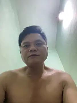 Snapshot of hotboy2x chatting on June 7, 2026, 10:37 pm hotboy2x online show from June 7, 2026, 10:37 pm