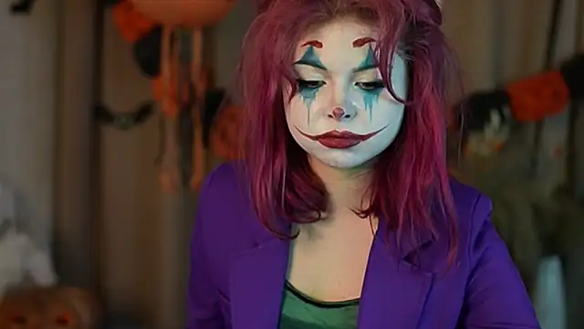 Stella Vanila online show from October 31, 2025, 11:11 pm