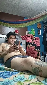 Snapshot of titolovemilfs chatting on January 8, 2026, 10:21 am titolovemilfs online show from January 8, 2026, 10:21 am