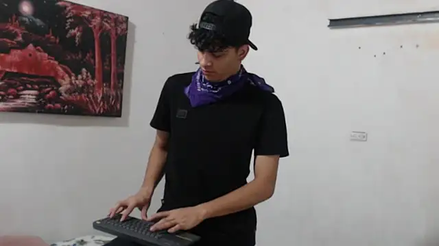 Snapshot of alice_julls chatting on October 4, 2025, 8:54 pm alice julls online show from October 4, 2025, 8:54 pm