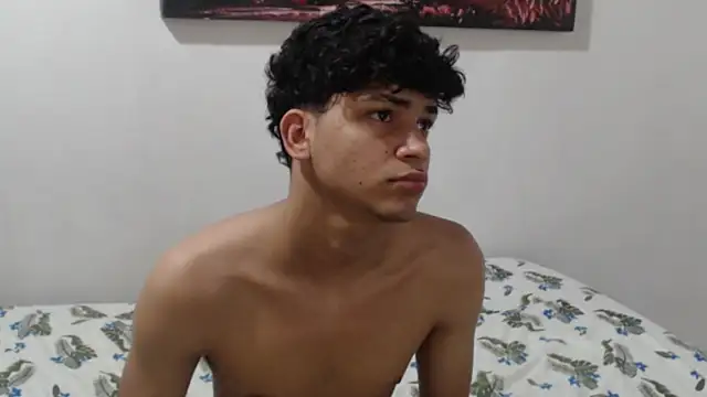 Snapshot of alice_julls chatting on September 29, 2025, 9:42 pm alice julls online show from September 29, 2025, 9:42 pm