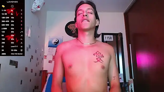 DannyPhantom555 online show from December 19, 2025, 6:43 pm