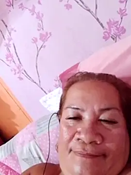 vickyhot1966 online show from March 12, 2026, 3:45 am