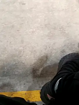 juan7305 online show from November 10, 2025, 8:25 pm