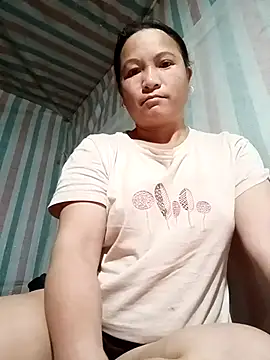 Snapshot of Love-Mama33 chatting on November 17, 2025, 11:20 pm Love-Mama33 online show from November 17, 2025, 11:20 pm