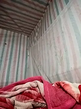 Snapshot of Love-Mama33 chatting on November 26, 2025, 10:54 pm Love-Mama33 online show from November 26, 2025, 10:54 pm