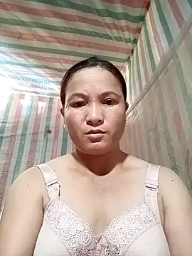 Snapshot of Love-Mama33 chatting on October 10, 2025, 9:32 am Love-Mama33 online show from October 10, 2025, 9:32 am