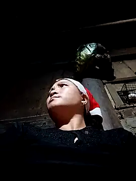 Snapshot of Love-Mama33 chatting on November 1, 2025, 12:43 pm Love-Mama33 online show from November 1, 2025, 12:43 pm