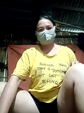 Snapshot of Love-Mama33 chatting on October 12, 2025, 1:18 am Love-Mama33 online show from October 12, 2025, 1:18 am