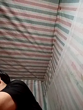 Snapshot of Love-Mama33 chatting on November 12, 2025, 11:41 pm Love-Mama33 online show from November 12, 2025, 11:41 pm