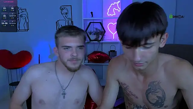 aron black  online show from September 10, 2025, 8:08 pm