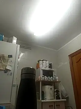 gigolobcn online show from April 6, 2026, 7:59 pm