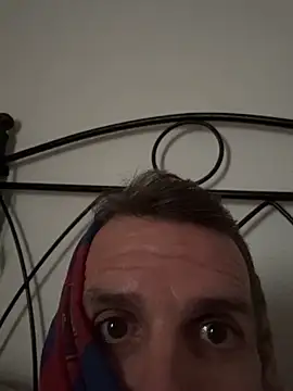 gigolobcn online show from December 17, 2025, 2:55 pm