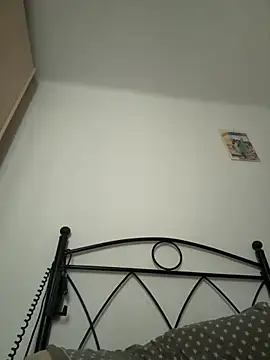 gigolobcn online show from September 9, 2025, 4:38 pm