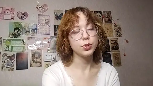 Snapshot of Ieadership chatting on October 8, 2025, 5:13 pm Ieadership online show from October 8, 2025, 5:13 pm