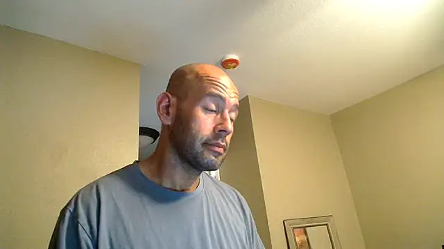 Snapshot of LeeCox chatting on October 14, 2025, 8:26 am LeeCox online show from October 14, 2025, 8:26 am