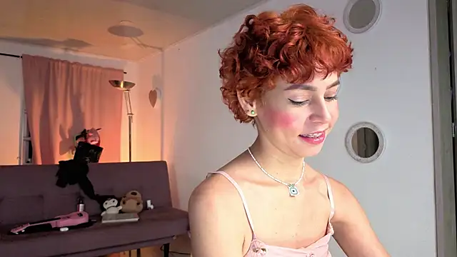 colette e online show from November 20, 2025, 10:52 pm