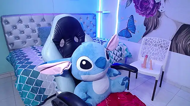 Snapshot of thalia_mills19 chatting on September 25, 2025, 2:50 am thalia mills19 online show from September 25, 2025, 2:50 am