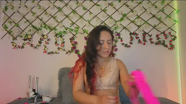 Lolarosesxs online show from January 11, 2026, 8:49 pm