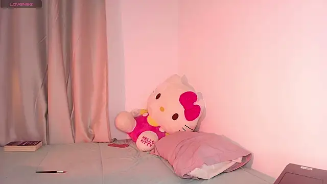 dulceangel   online show from October 6, 2025, 4:02 am