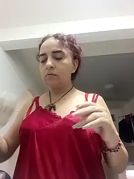 tany90 online show from November 18, 2025, 7:39 pm