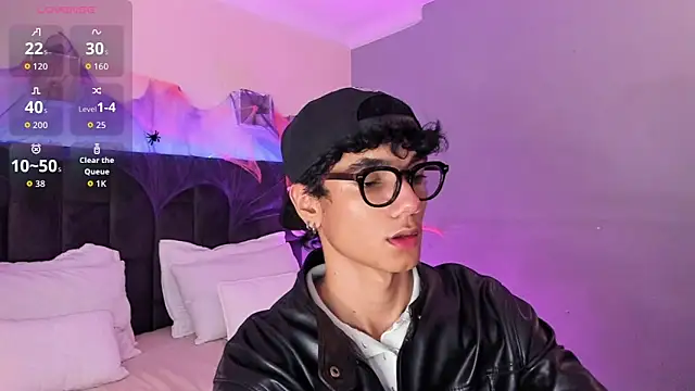 Phillicious   online show from October 21, 2025, 11:26 pm