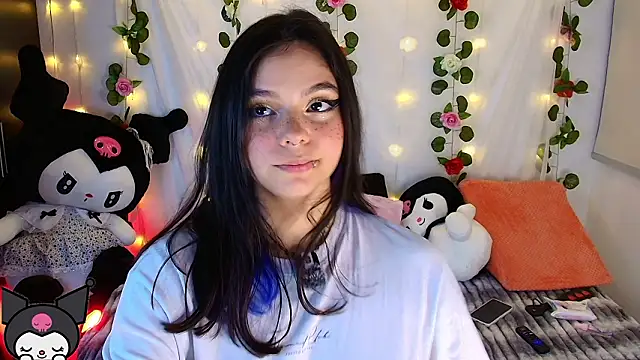 Snapshot of cutee_andrea chatting on February 25, 2026, 4:23 am cutee andrea online show from February 25, 2026, 4:23 am