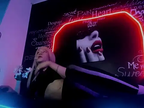 Megam  online show from November 20, 2025, 9:25 pm