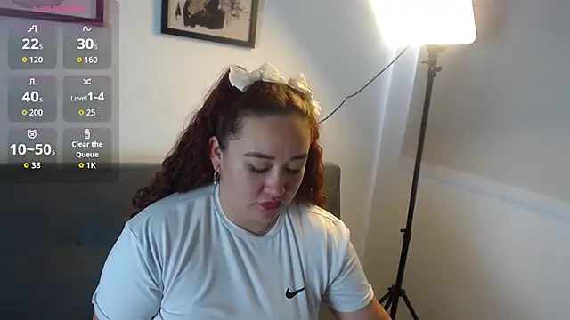 Snapshot of Paris_boobsbbw chatting on October 14, 2025, 9:25 pm Paris boobsbbw online show from October 14, 2025, 9:25 pm