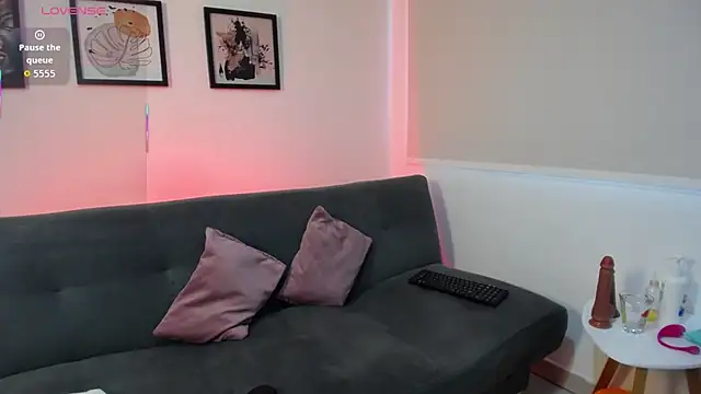 Snapshot of Paris_boobsbbw chatting on November 29, 2025, 8:42 pm Paris boobsbbw online show from November 29, 2025, 8:42 pm