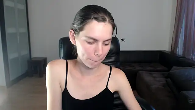 AmelieReve online show from September 10, 2025, 3:33 pm