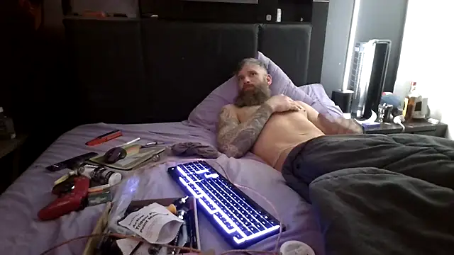 Werg9998 online show from April 16, 2026, 7:31 am