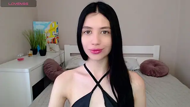 Snapshot of SelinLi chatting on June 23, 2026, 5:27 am SelinLi online show from June 23, 2026, 5:27 am
