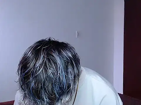 john vichenso online show from November 6, 2025, 9:08 pm