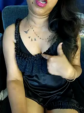 Sexy juhee online show from April 14, 2026, 4:39 am