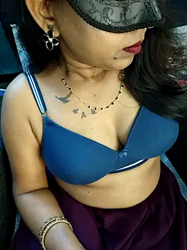 Sexy juhee online show from March 24, 2026, 2:39 pm