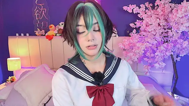 Shizuko  online show from May 26, 2026, 8:18 pm
