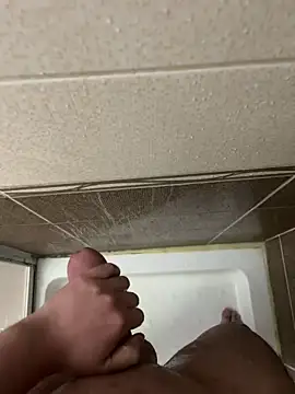 Erenn9972 online show from December 2, 2025, 5:47 pm