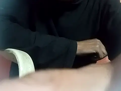 Snapshot of Hay-Viene-El-Huyy chatting on October 17, 2025, 9:34 am Hay-Viene-El-Huyy online show from October 17, 2025, 9:34 am