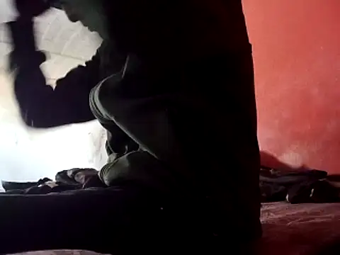 Snapshot of Hay-Viene-El-Huyy chatting on November 30, 2025, 4:30 pm Hay-Viene-El-Huyy online show from November 30, 2025, 4:30 pm