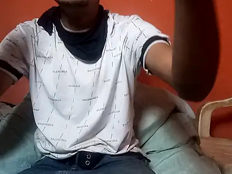 Snapshot of Hay-Viene-El-Huyy chatting on September 26, 2025, 11:11 pm Hay-Viene-El-Huyy online show from September 26, 2025, 11:11 pm