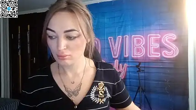 Blonde Temptation online show from October 26, 2025, 10:59 am